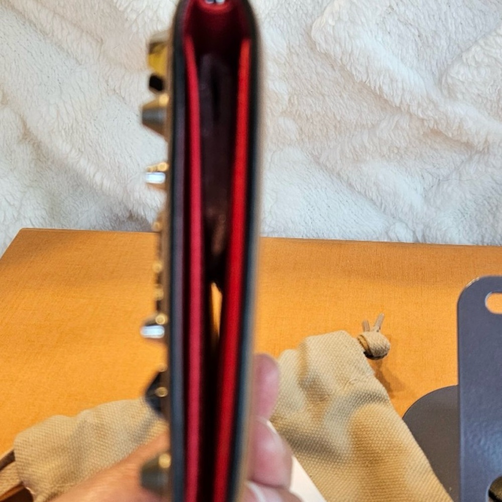 New Christian Louboutin MenTan Studded Wallet comes with dust bag - Picture 12 of 14